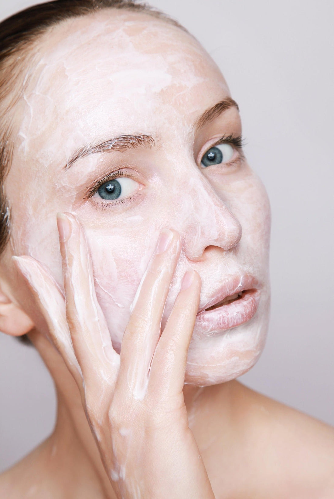 Why Aging Skin Needs Less, Not More — The Beauty of a Minimal Routine